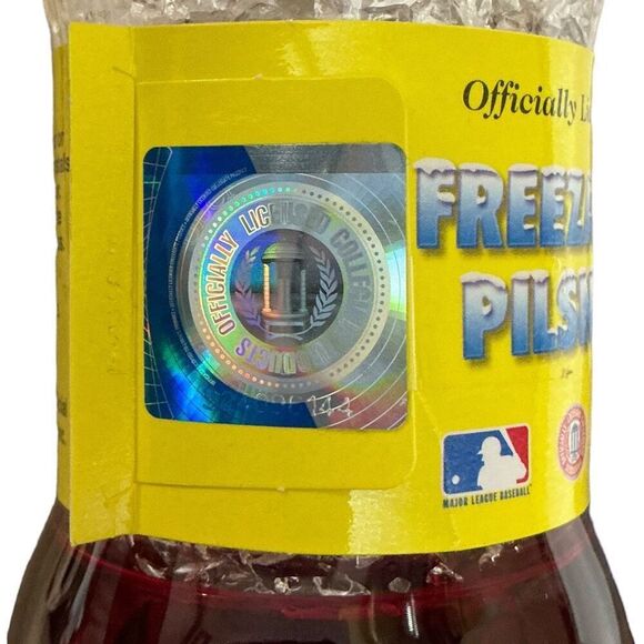 2 Officially Licensed Wisconsin Badgers 16 Ounce Freezable Pilsner Cups - Picture 7 of 8